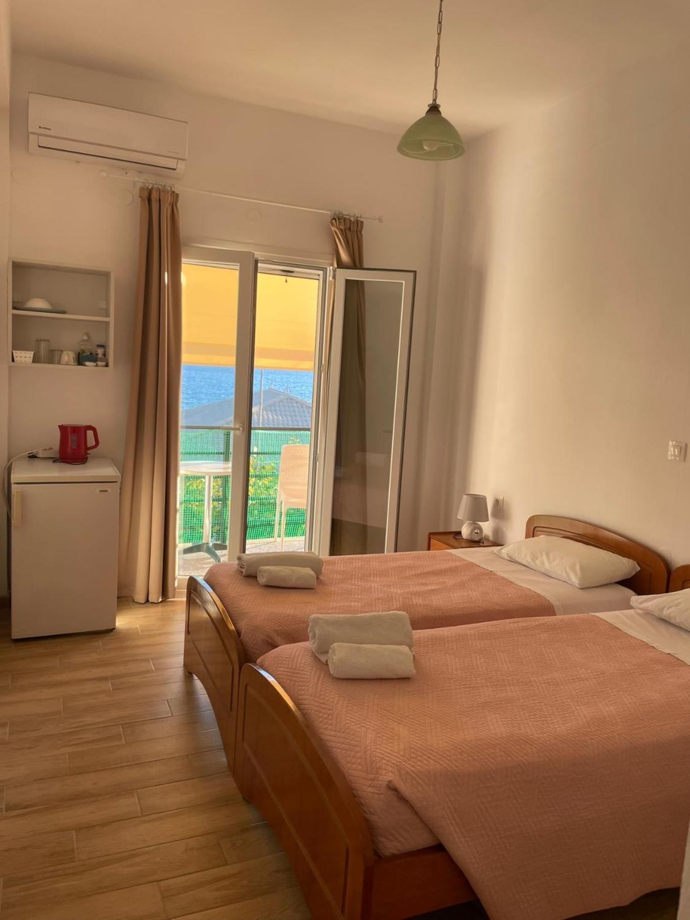 Nafsika Apartments Agios Georgios Pagon Exterior photo